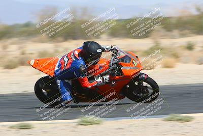 media/Apr-10-2022-SoCal Trackdays (Sun) [[f104b12566]]/Turn 7 Inside (1025am)/